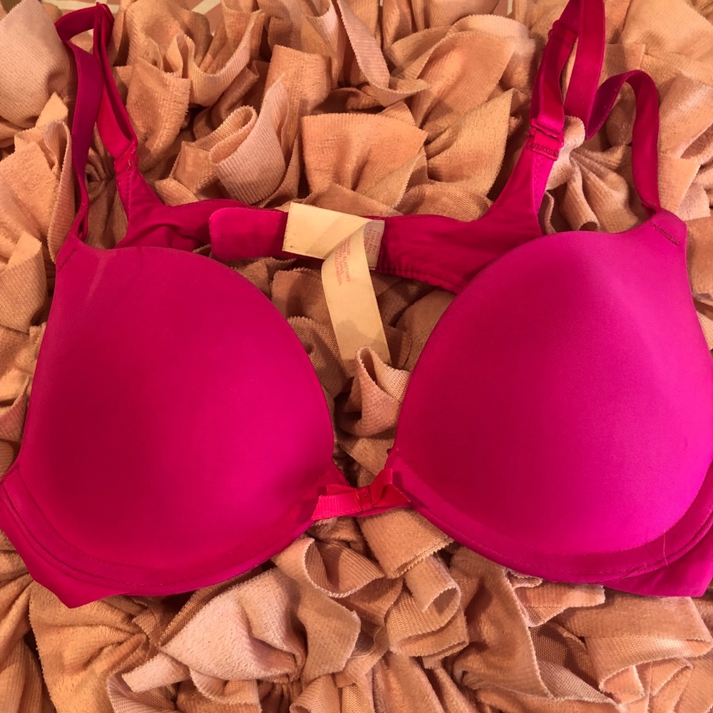 VS Push Up With Bow